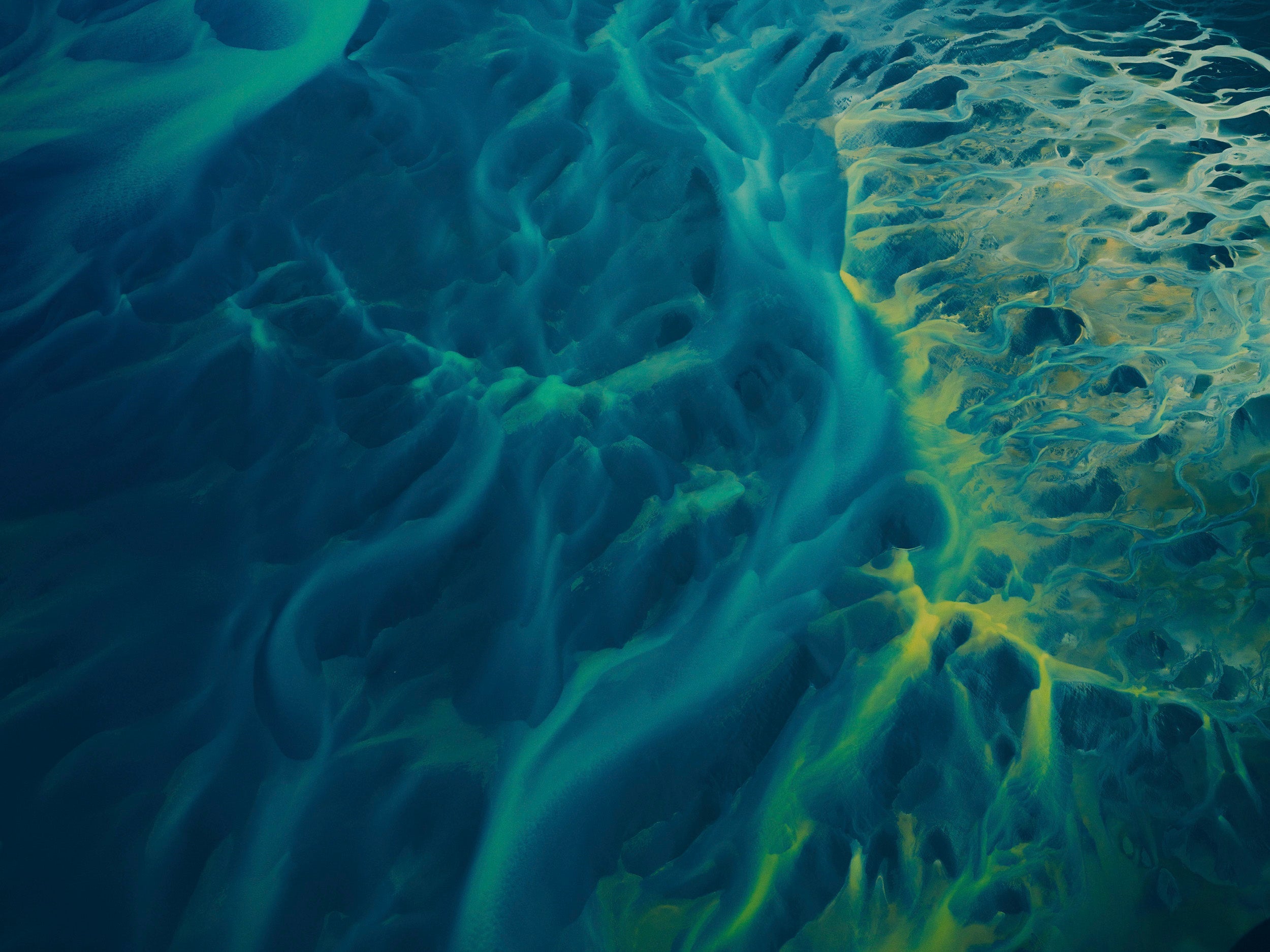 Riverbeds IV - Iceland — Jinwoo Prensena